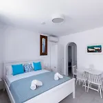 Olive Tree Semi-basement Mykonos Town
